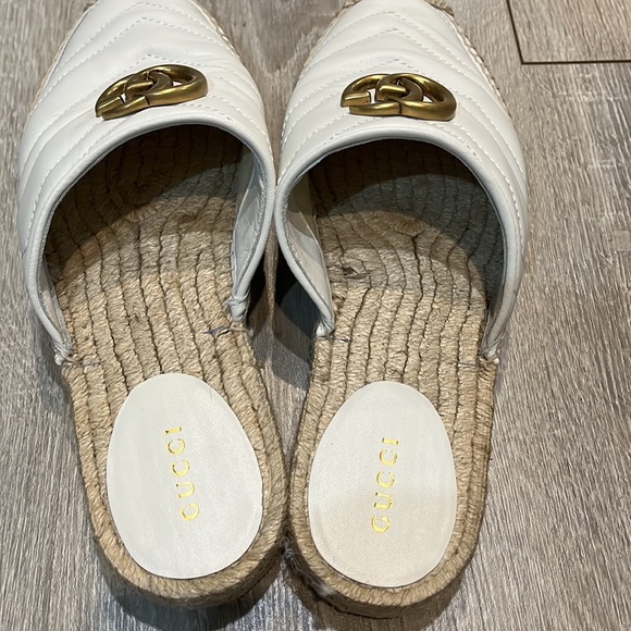 Authentic GUCCI Marmot slides - Picture 5 of 9